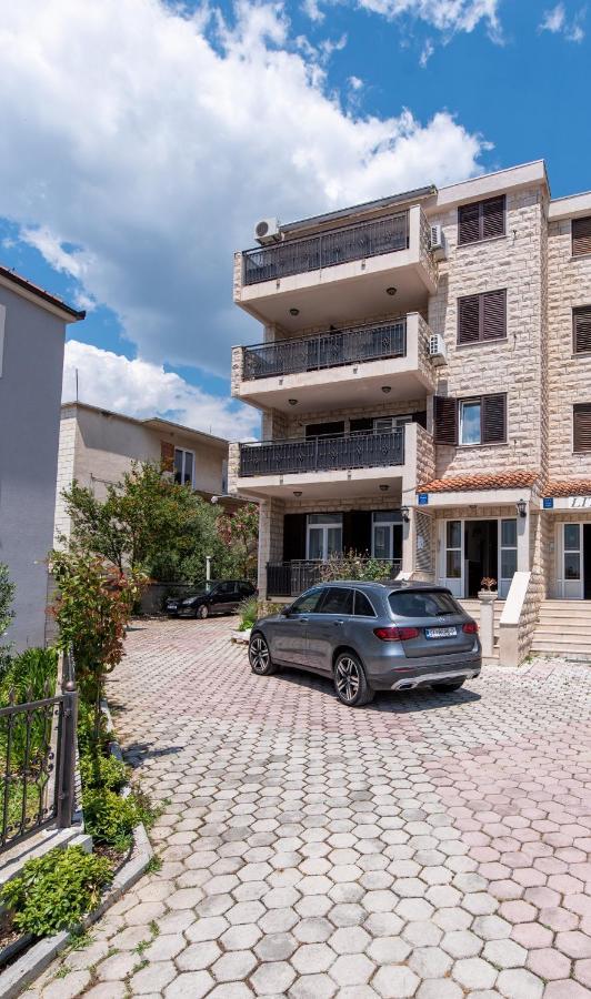 Apartments Amigos 珀德垂那 外观 照片